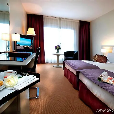 Garden Hotell 4*