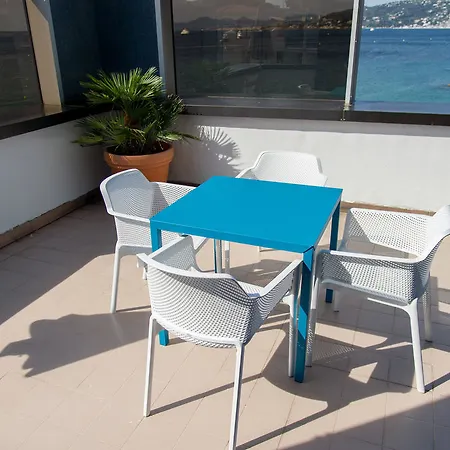 Hotell Garden 4*